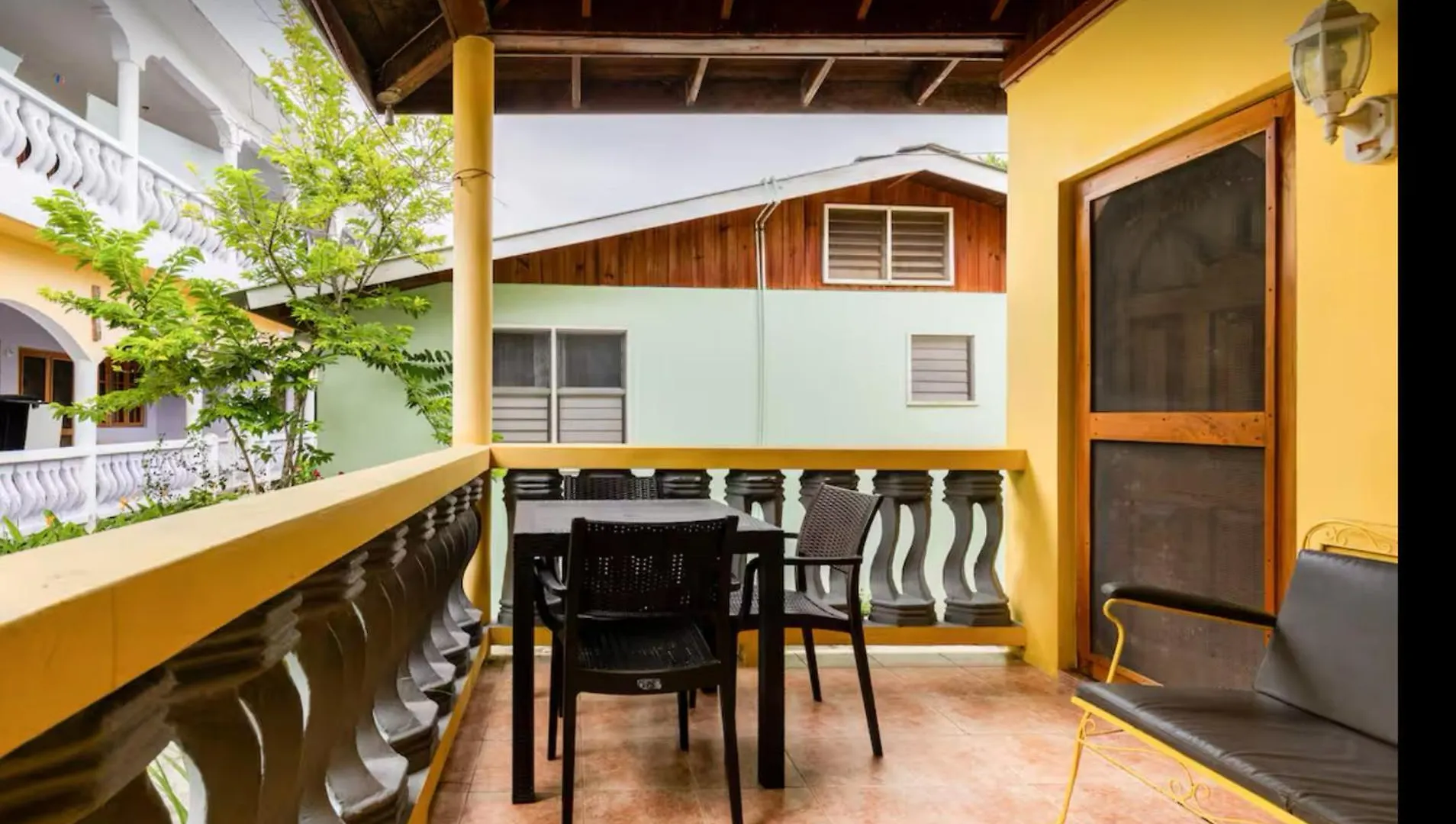R&V Villa Negril 0*,