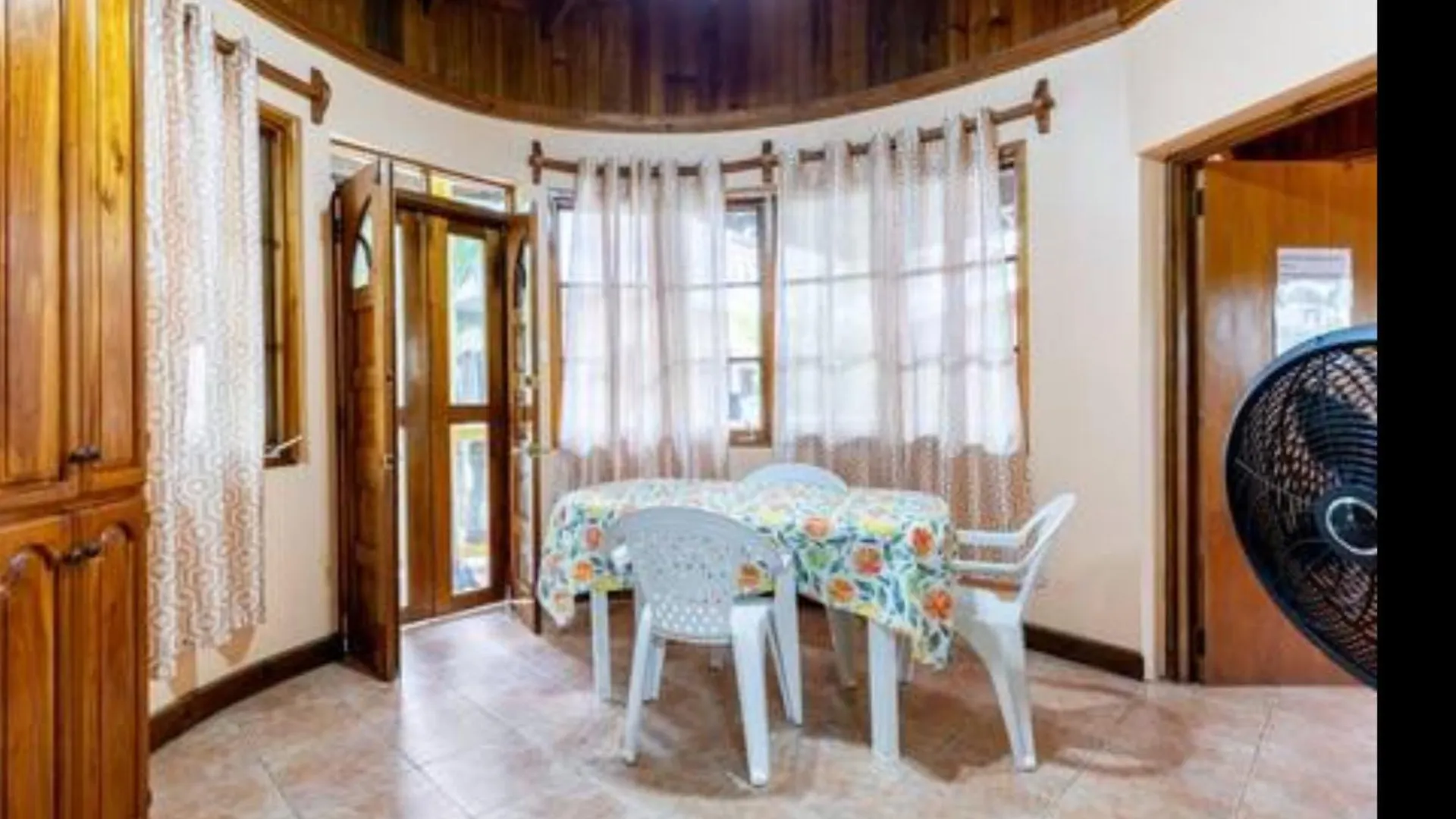 R&V Villa Negril Holiday home