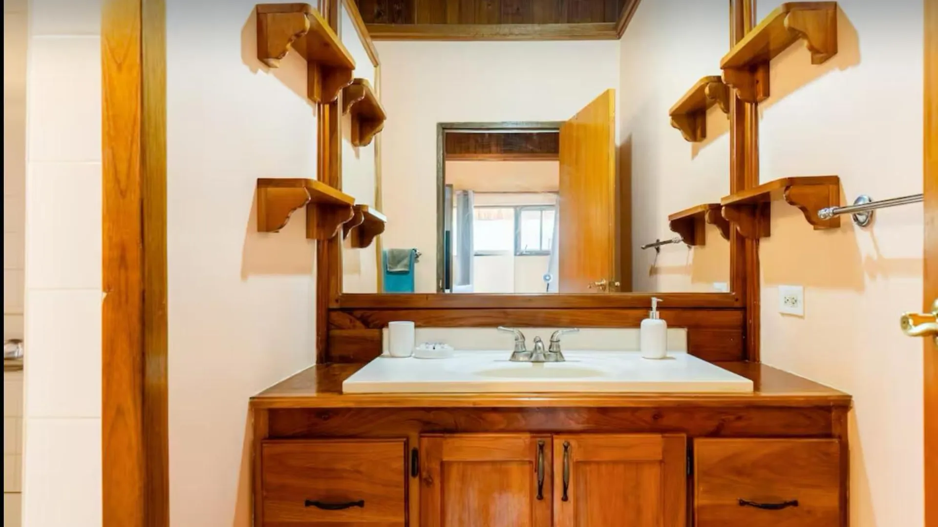 R&V Villa Negril Jamajka